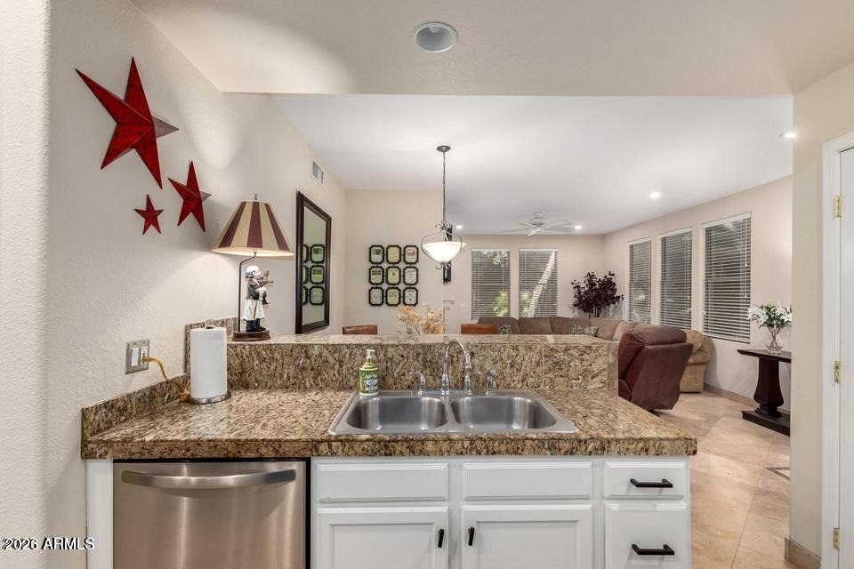 15221 N Clubgate Drive - Photo 9