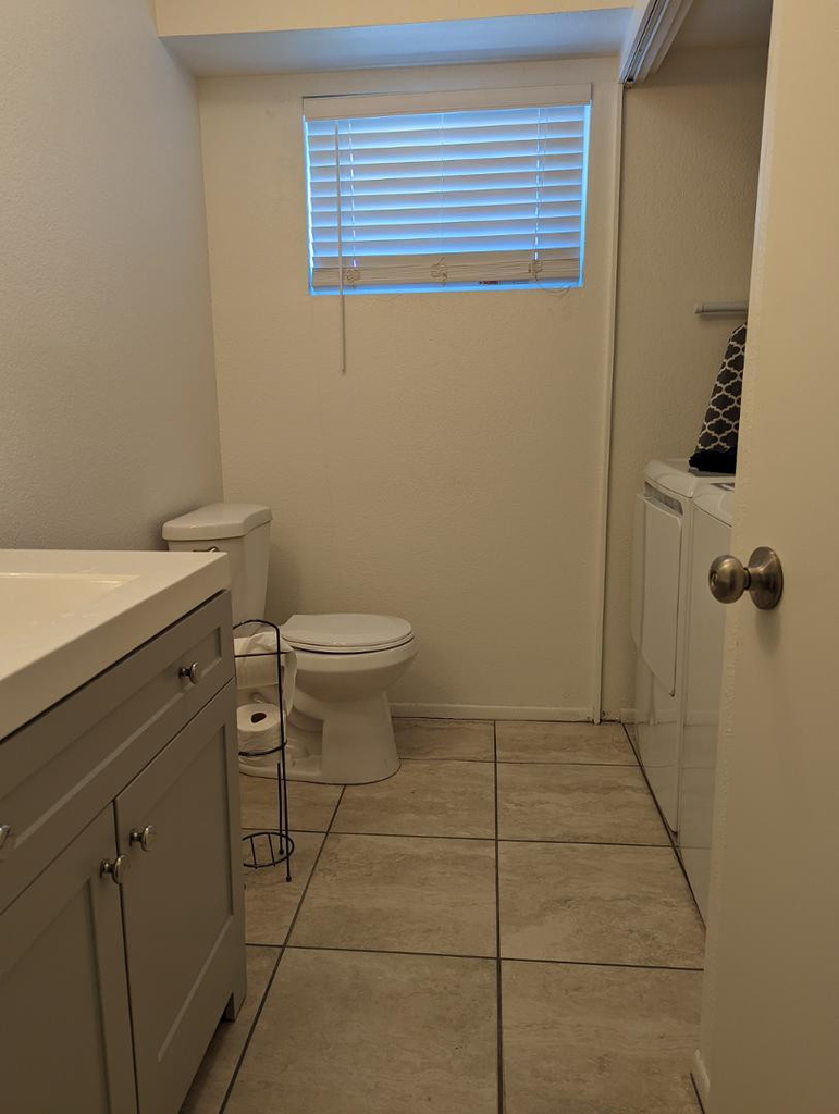 306 E Ludlow Drive - Photo 3