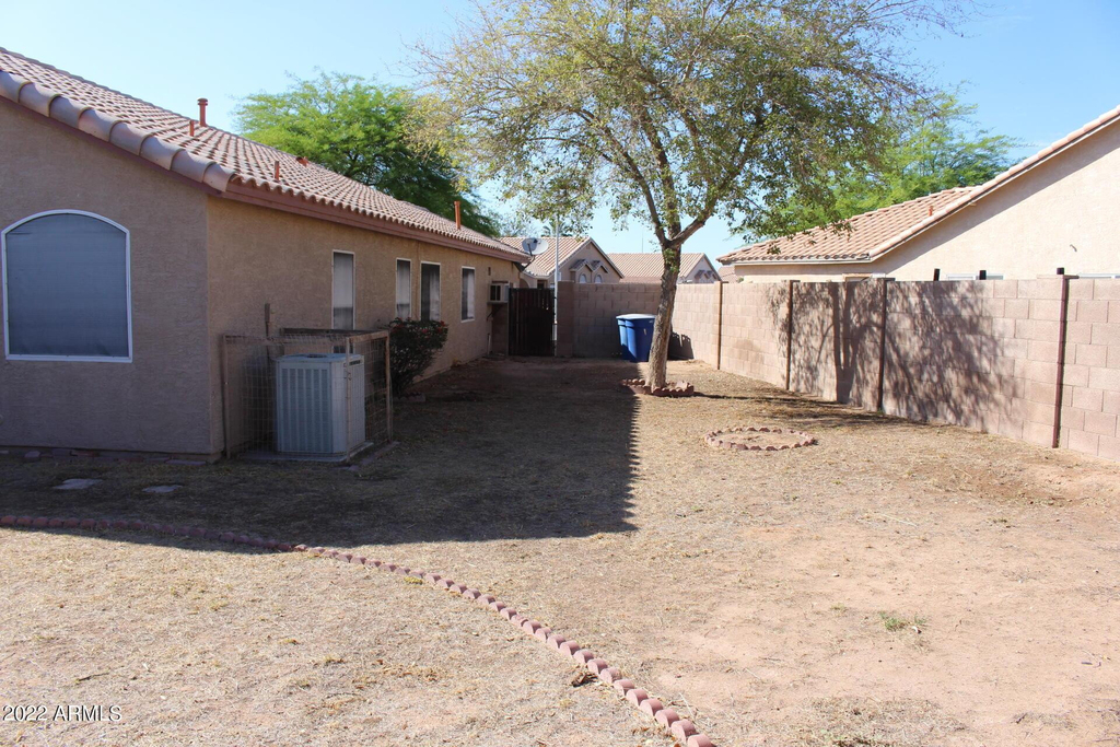807 W Kesler Lane - Photo 9