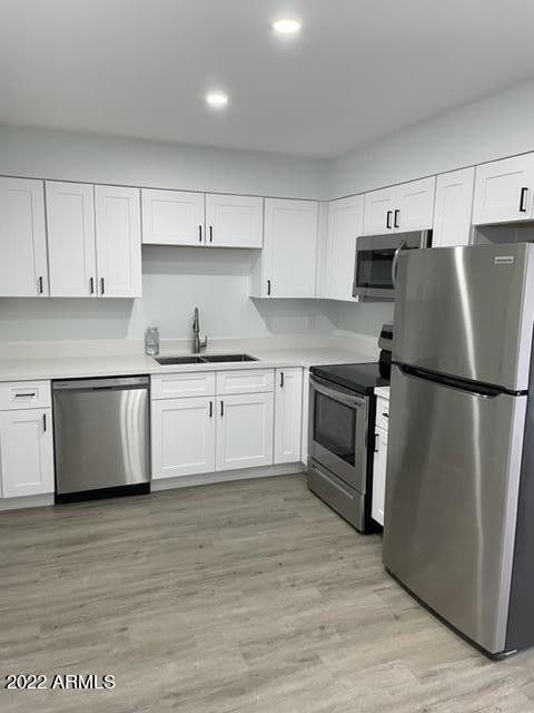 830 E Turney Avenue - Photo 6