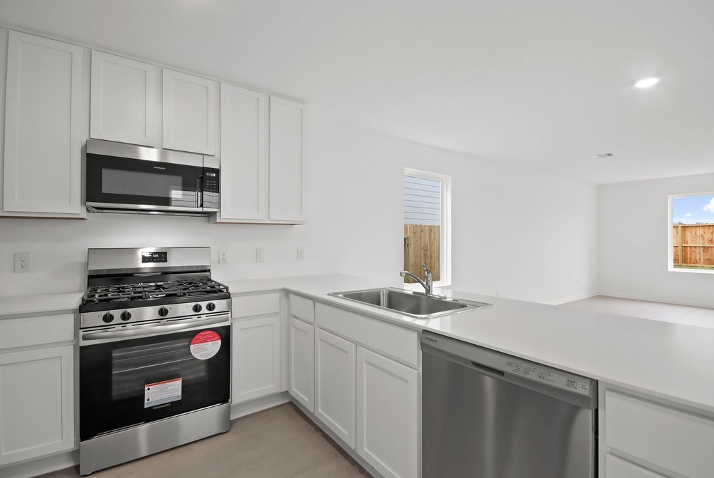 18262 Via Aurelia Drive - Photo 8