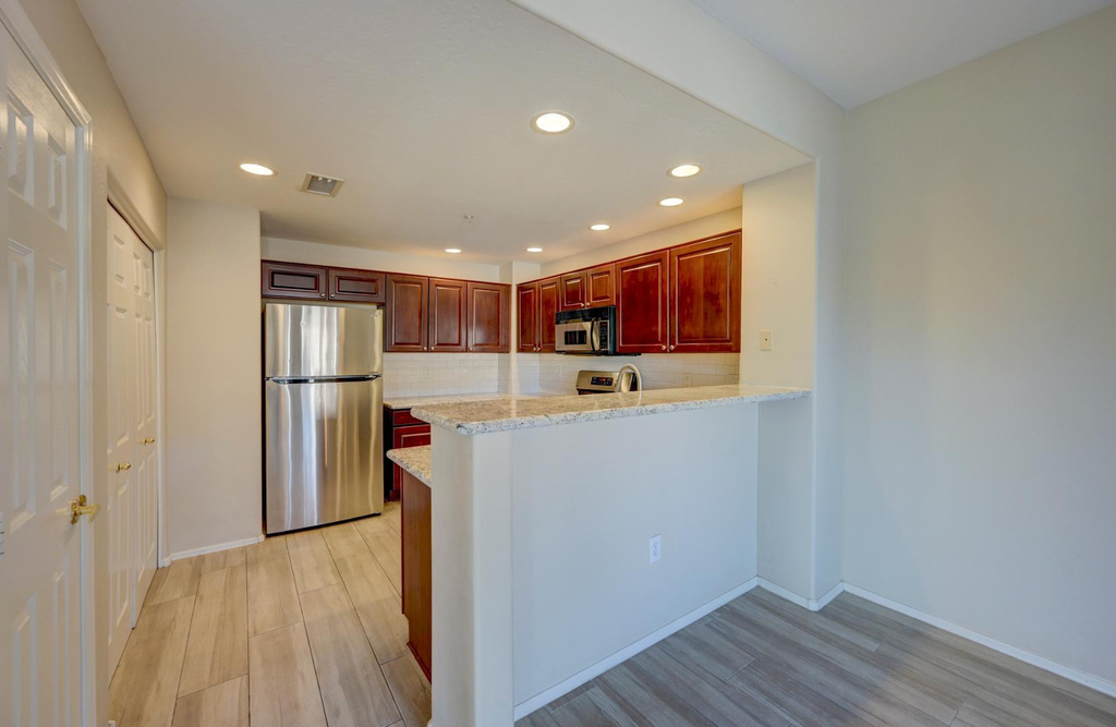 19700 N 76th Street - Photo 10