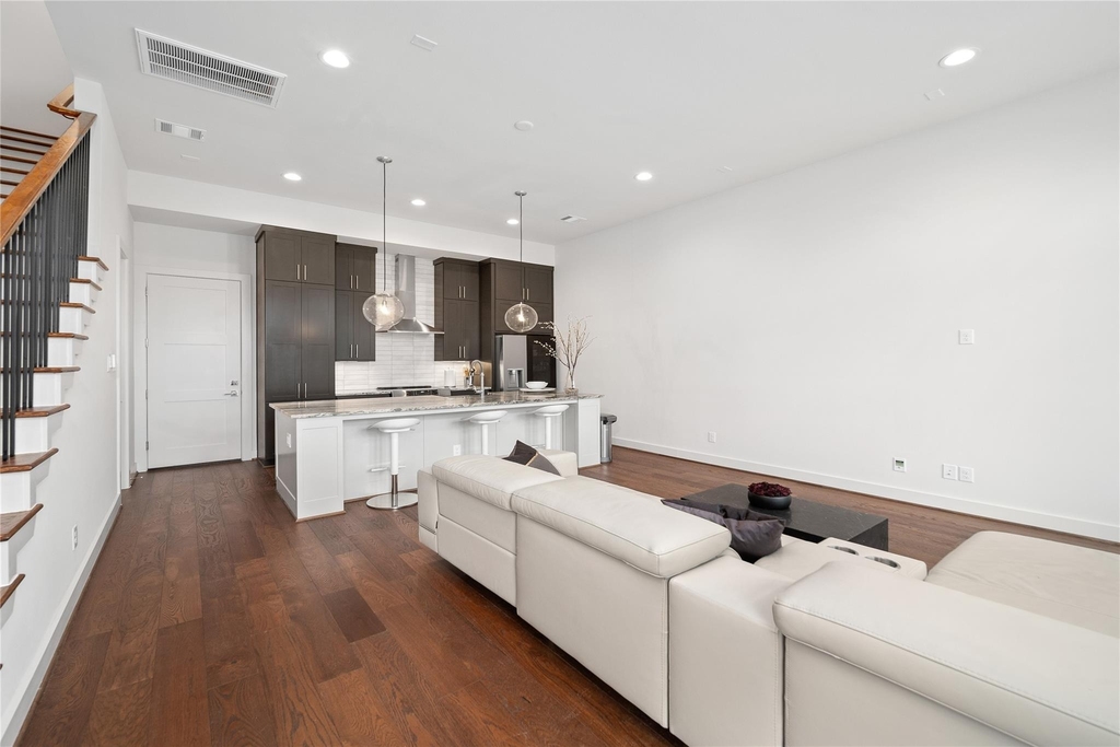 2408 Gray Street - Photo 6