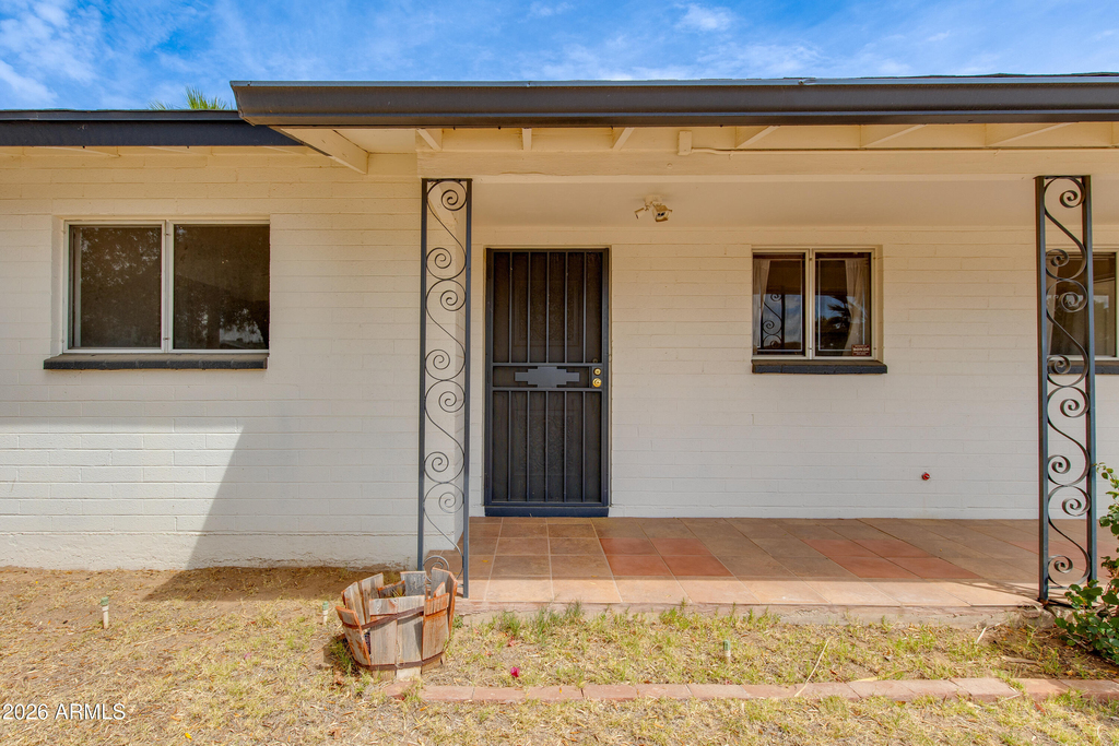 1524 W Ocotillo Road - Photo 3