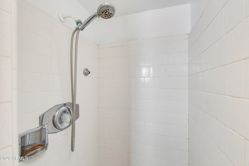 1524 W Ocotillo Road - Photo 17
