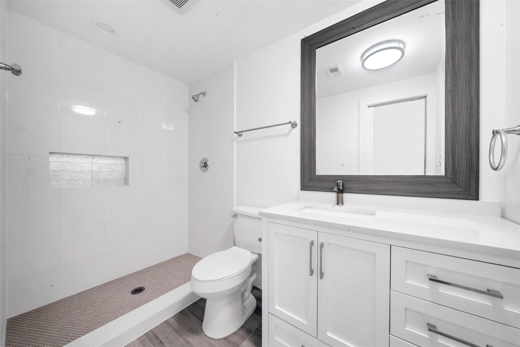 129 E 31st 1/2 Street - Photo 16