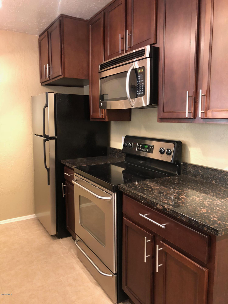 14145 N 92nd Street - Photo 2