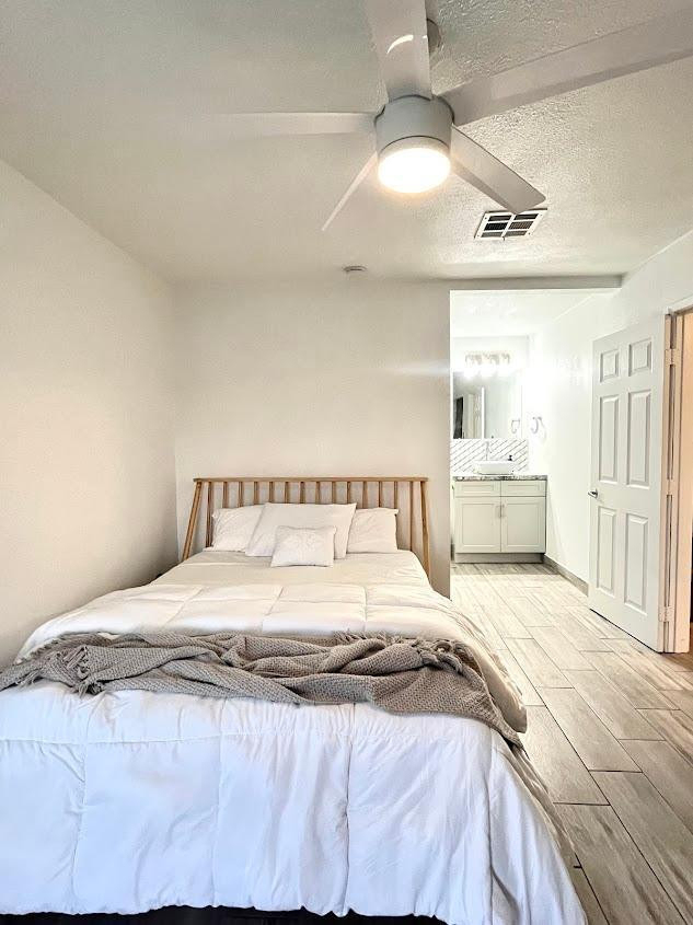 1632 E Harvard Street - Photo 8