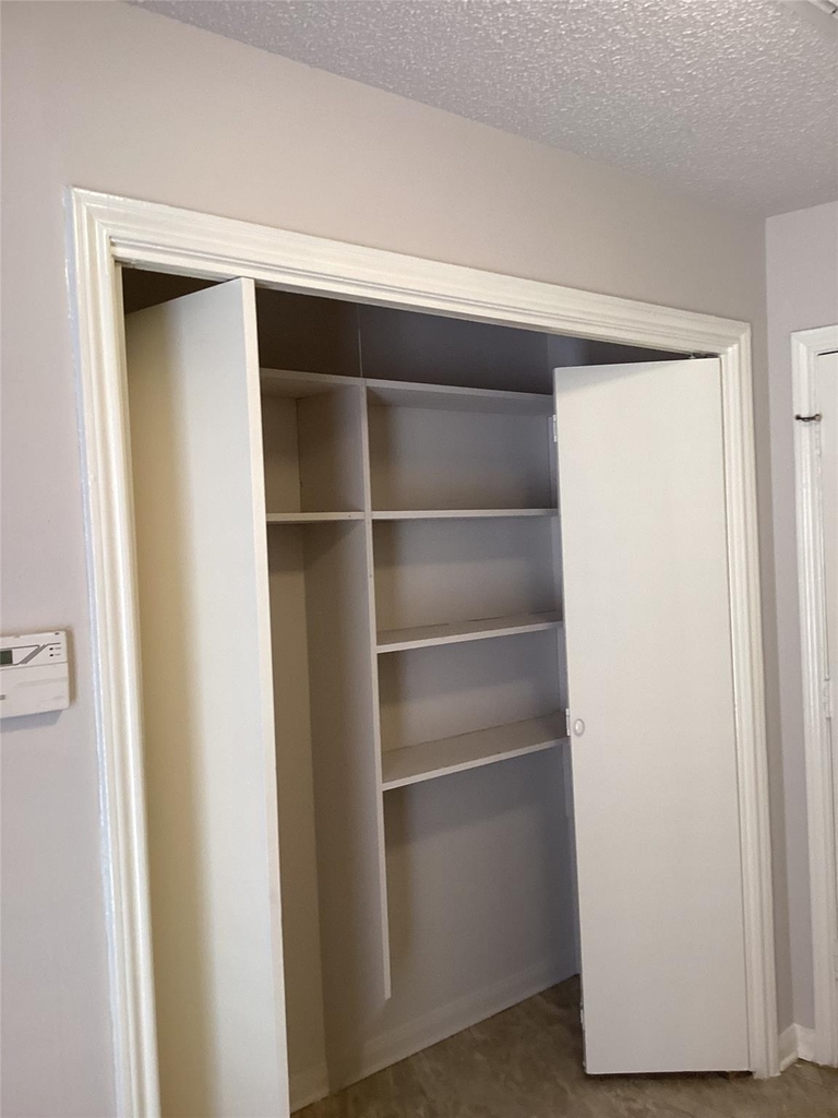 7818 Vickijohn Drive - Photo 24