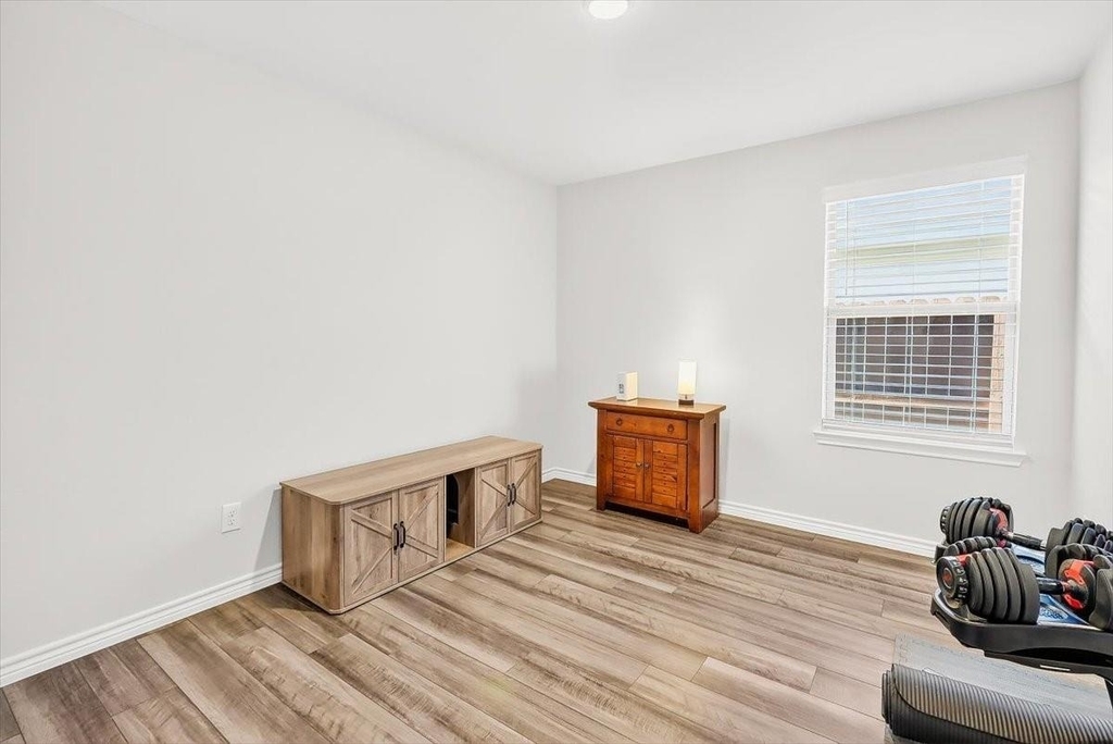 7826 Bullrider Drive - Photo 33