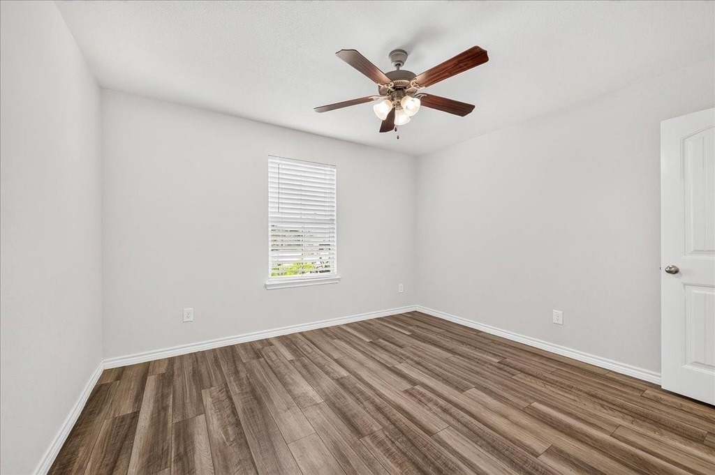 7826 Bullrider Drive - Photo 30
