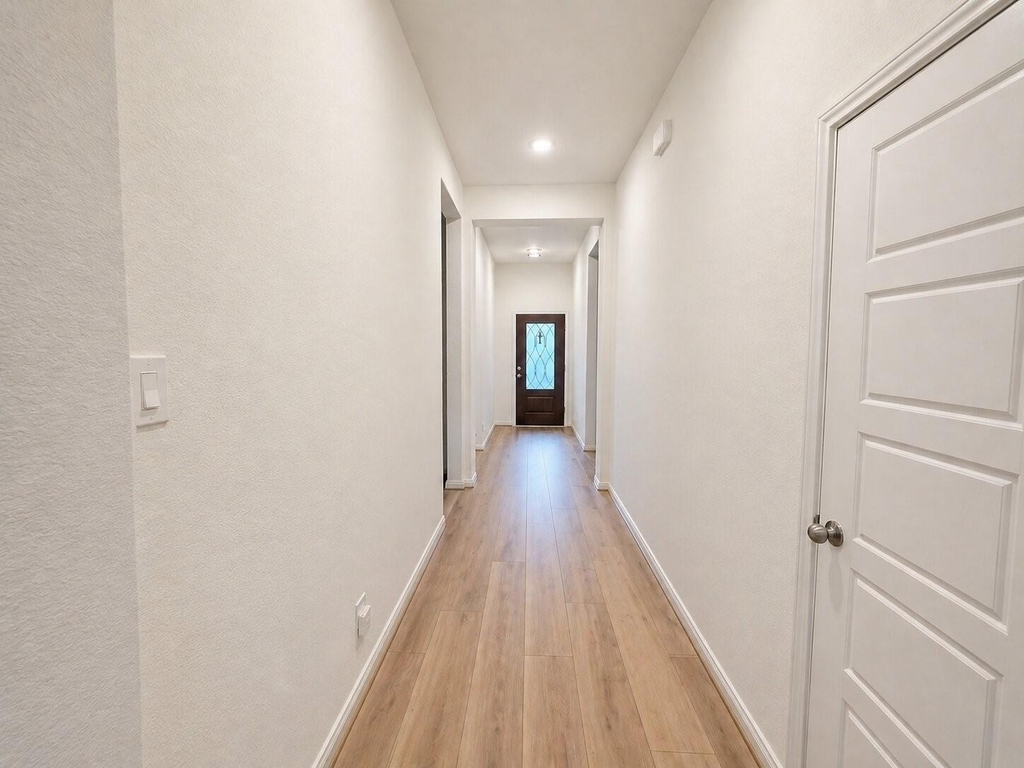 31630 Zoe Point Drive - Photo 2