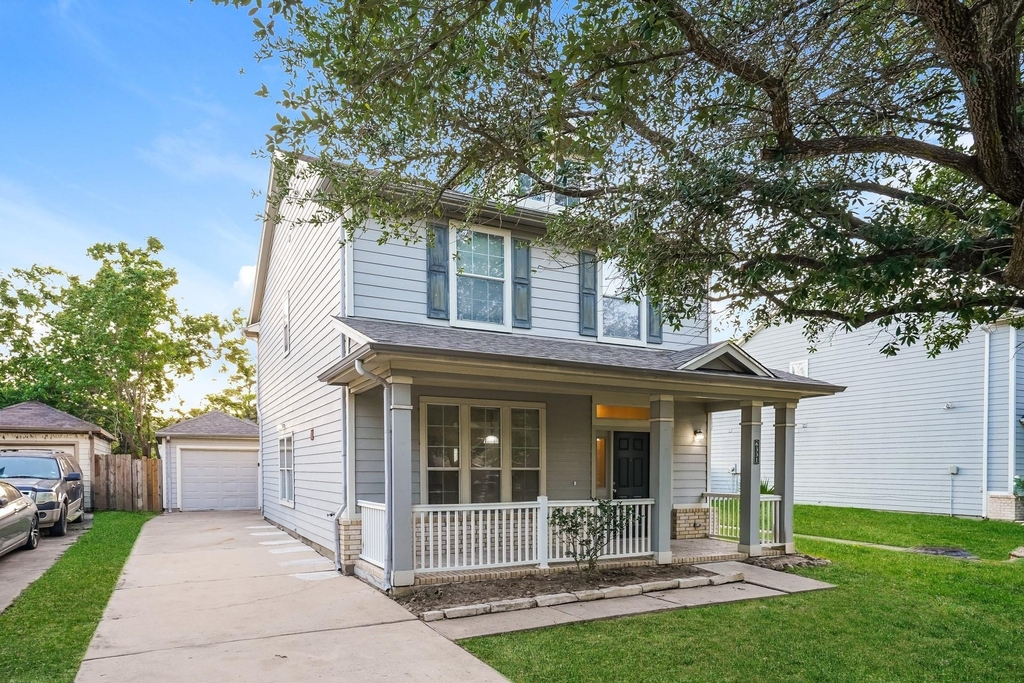 6331 Scotchwood Drive - Photo 1