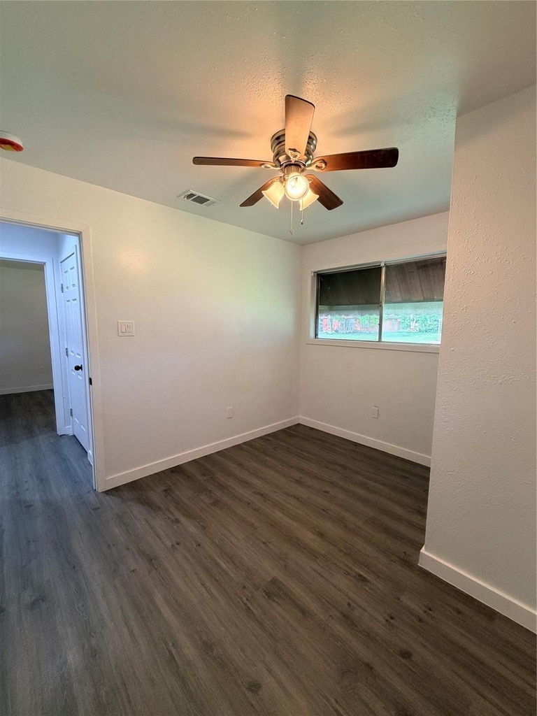 2426 Dupont Street - Photo 8