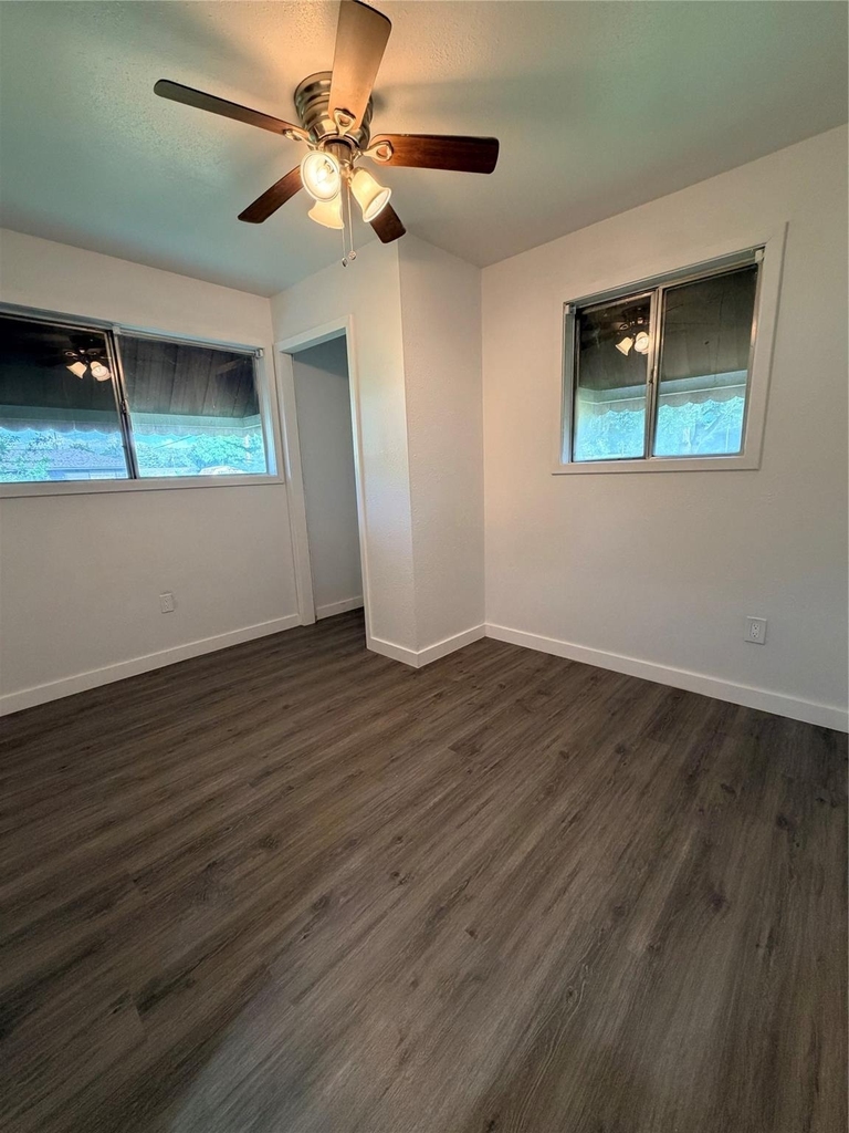 2426 Dupont Street - Photo 6
