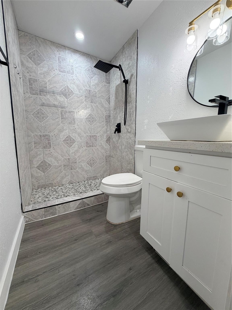 2426 Dupont Street - Photo 7