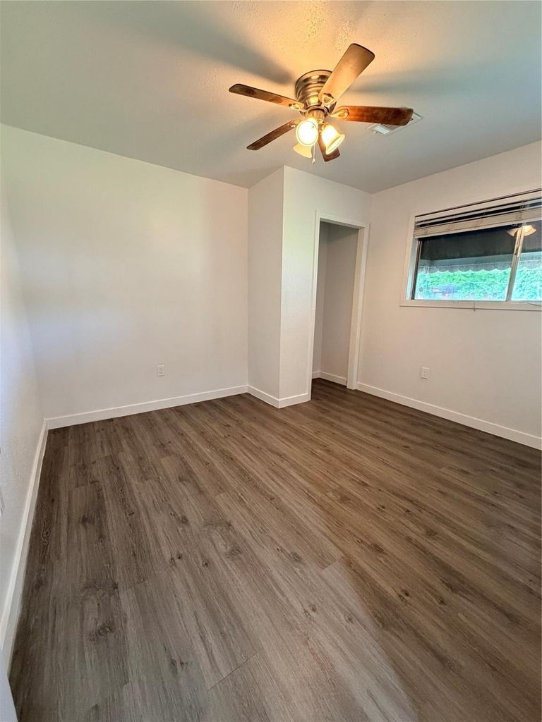 2426 Dupont Street - Photo 5