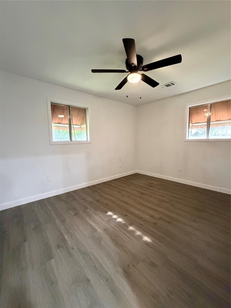 2426 Dupont Street - Photo 13