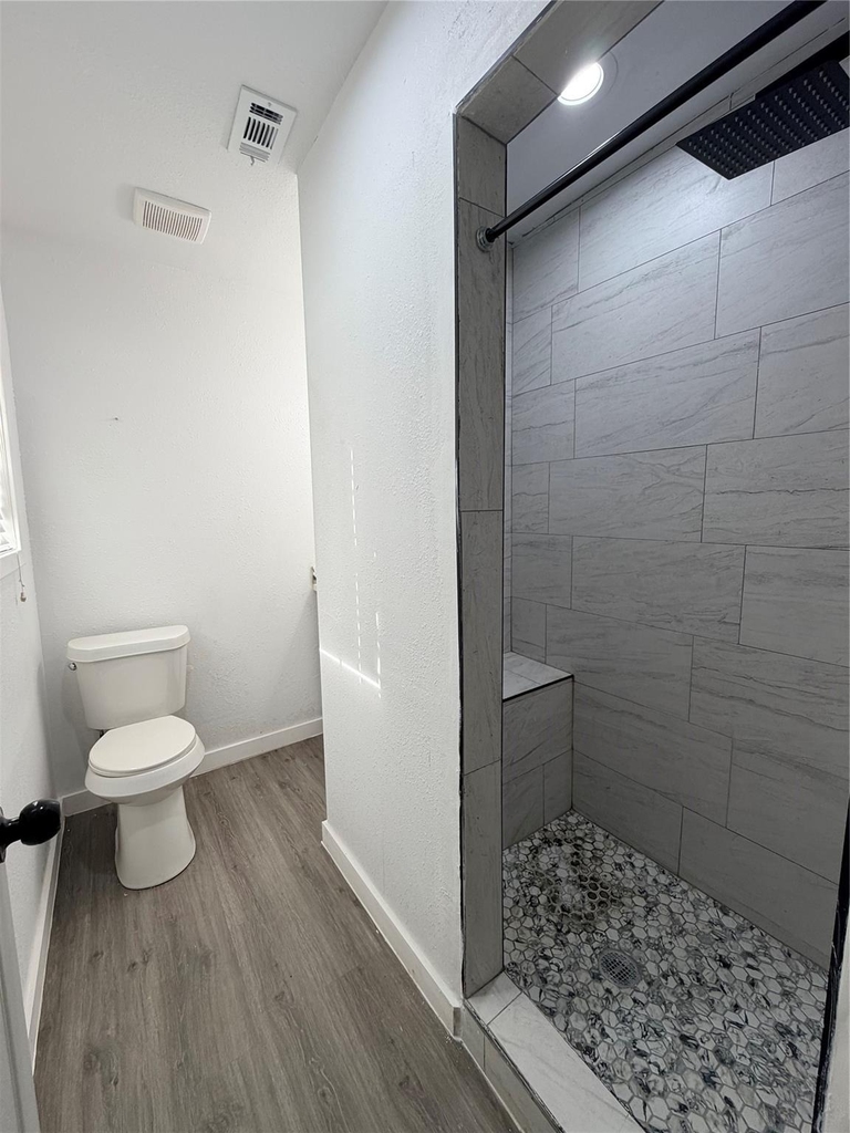 2426 Dupont Street - Photo 10