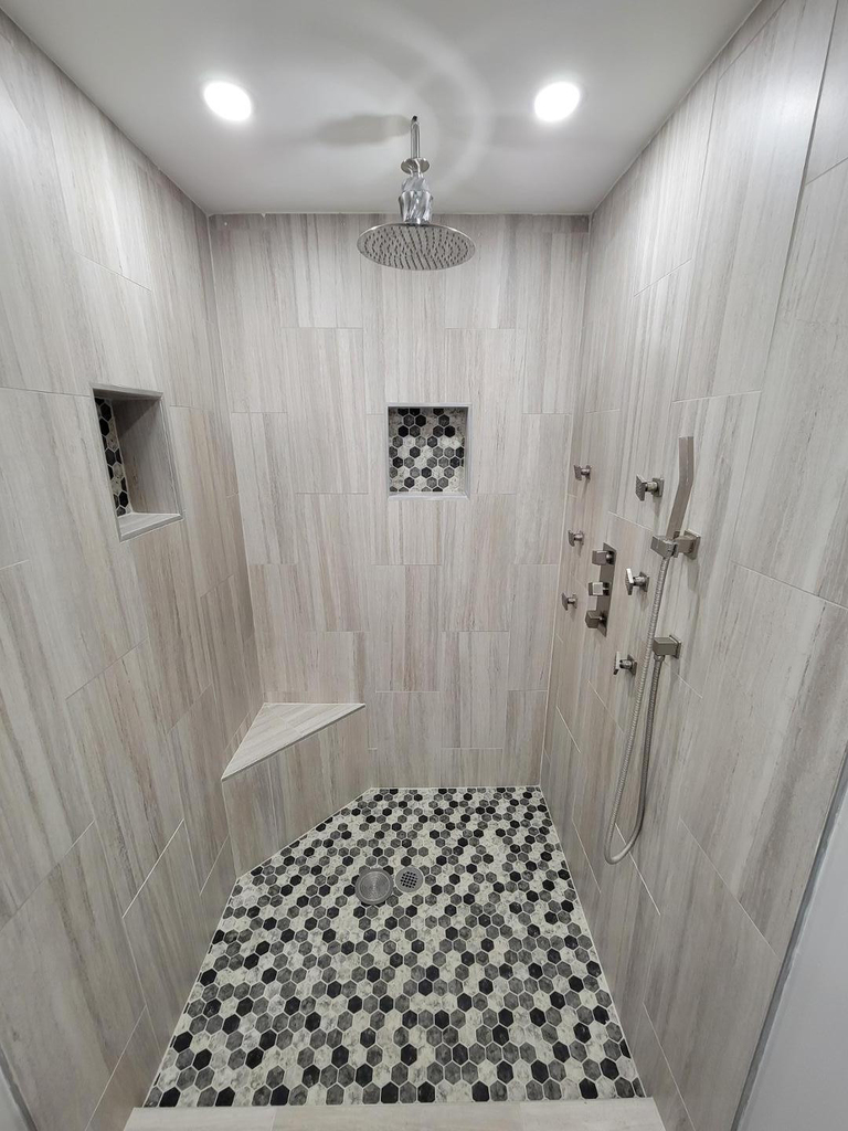 535 W 15th Street - Photo 7