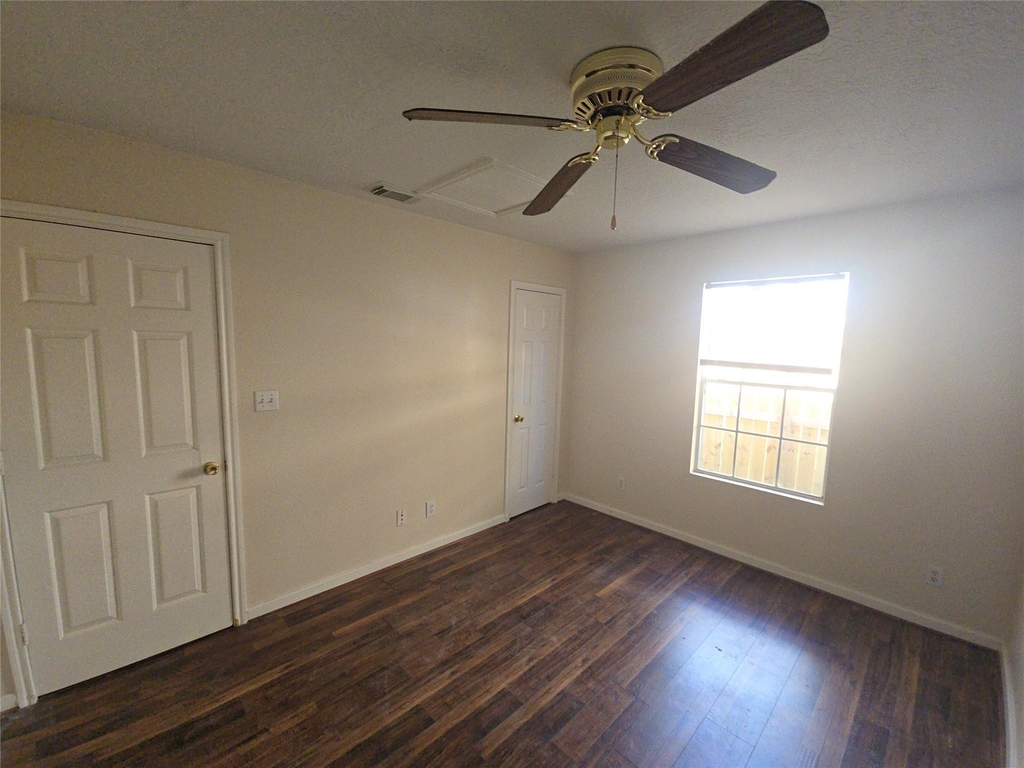 409 Commerce Street - Photo 9