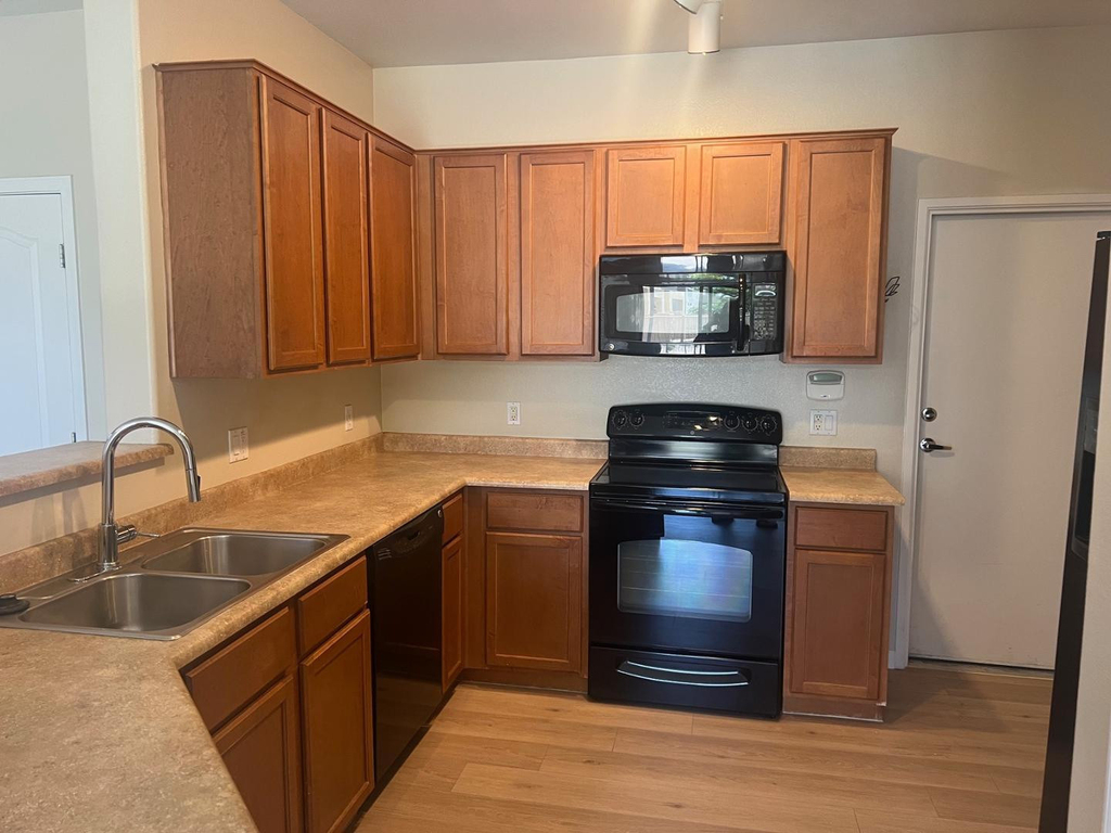 1350 S Greenfield Road - Photo 10