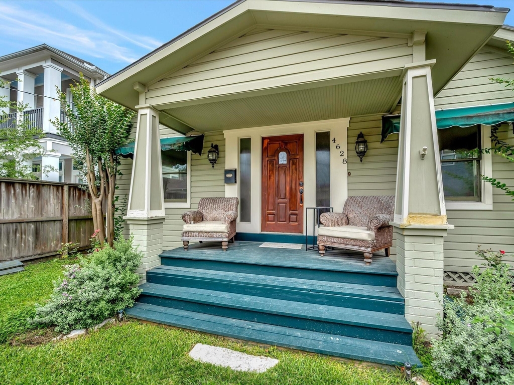 4628 Kermit Street - Photo 2