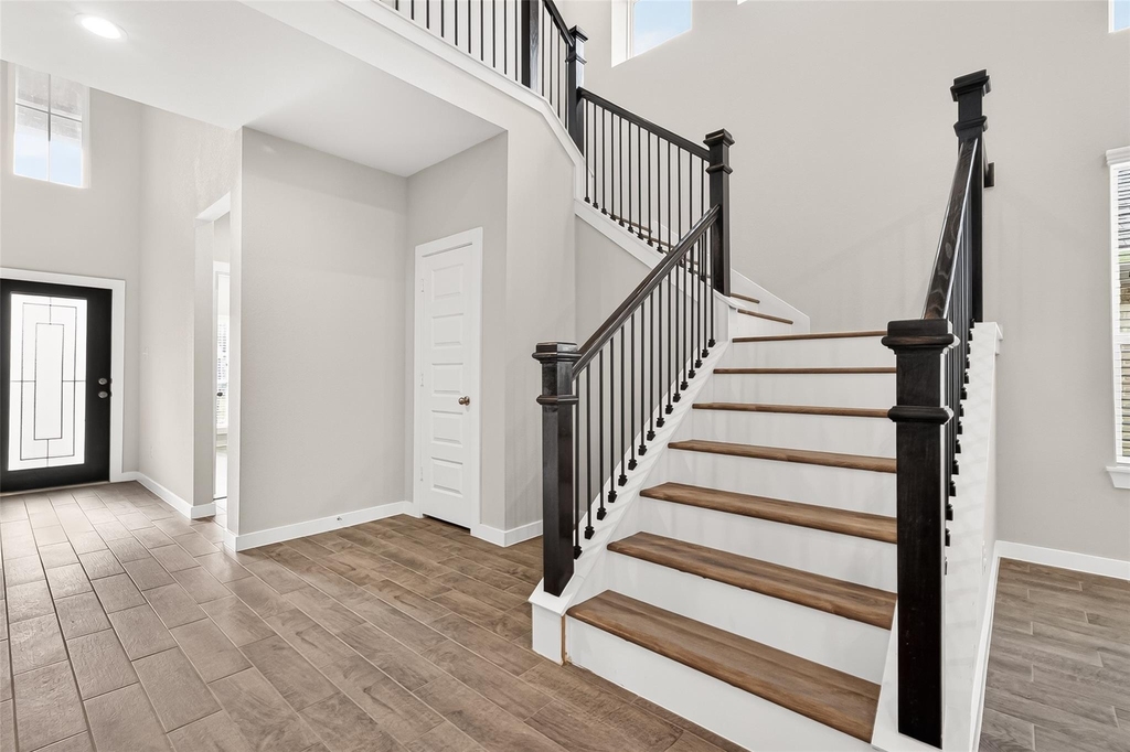 2142 Reed Cave Lane - Photo 14