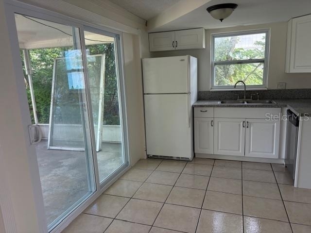 1018 Dartmouth Drive - Photo 2