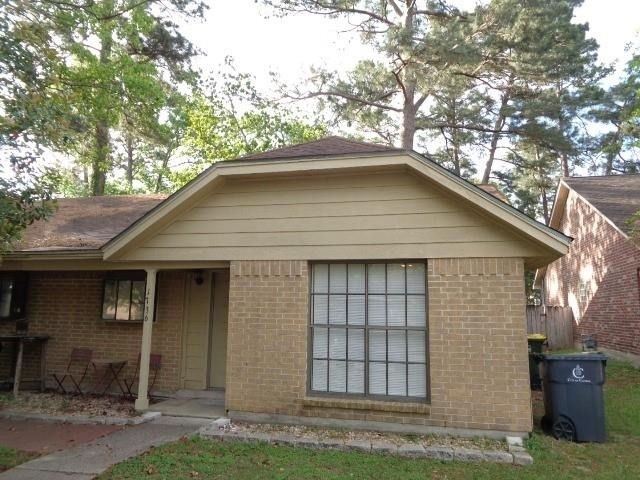 1736 Hazelwood Street - Photo 0