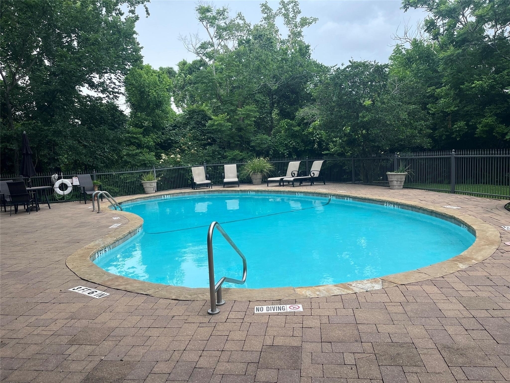 6470 Bayou Glen Road - Photo 16