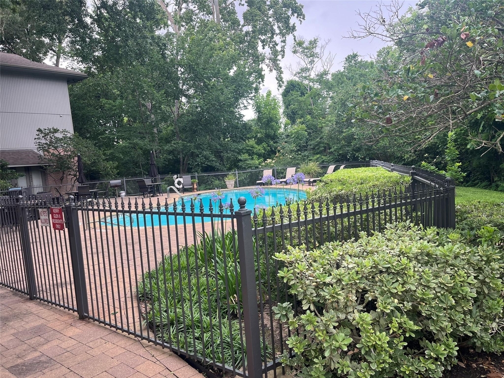 6470 Bayou Glen Road - Photo 17