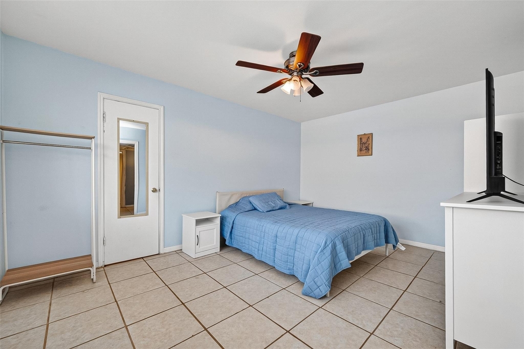 6470 Bayou Glen Road - Photo 11