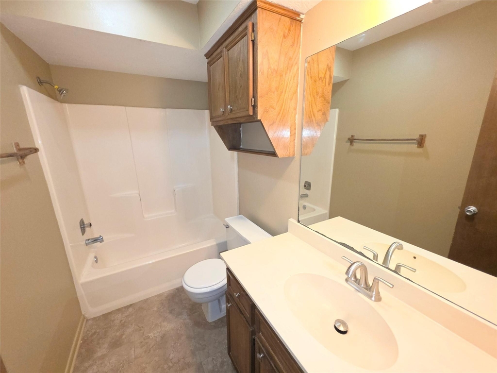 1614 Hazelwood Street - Photo 10