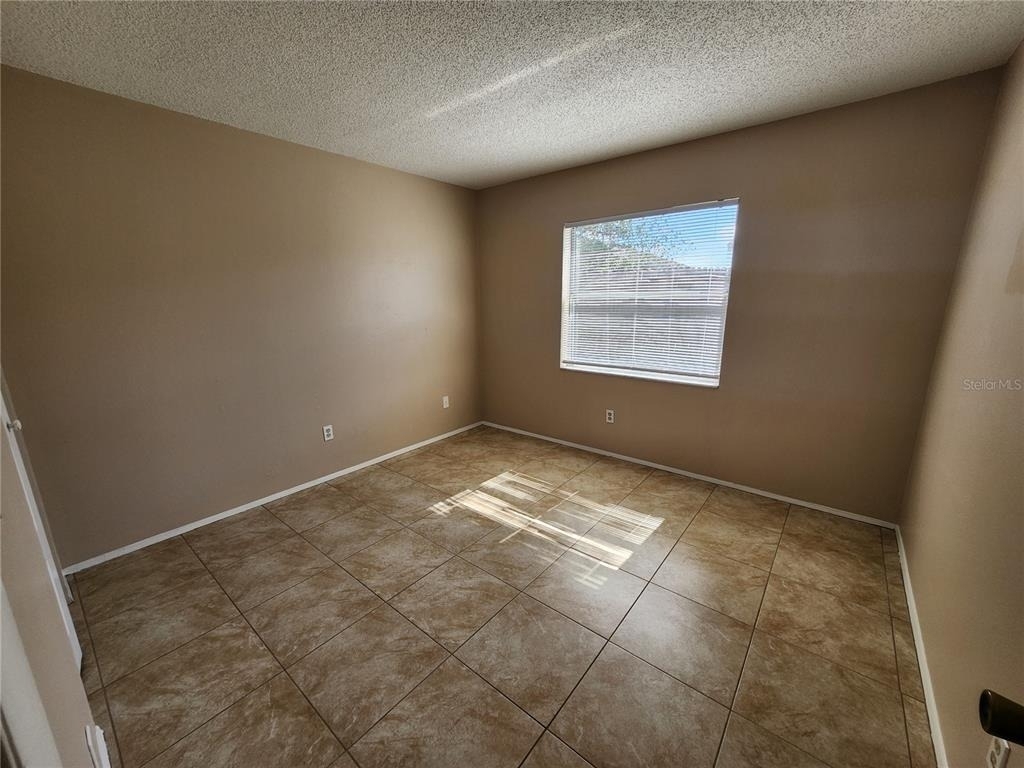 905 Old Field Drive - Photo 9