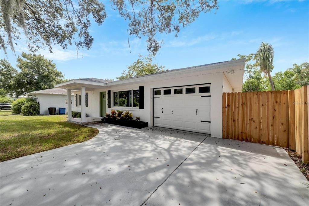 304 Orangewood Avenue - Photo 3