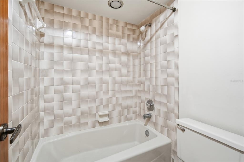 4515 Southampton Court - Photo 19