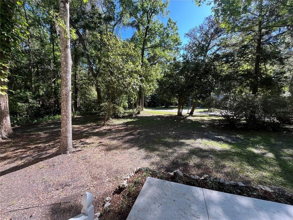 1565 Oakhurst Drive - Photo 18