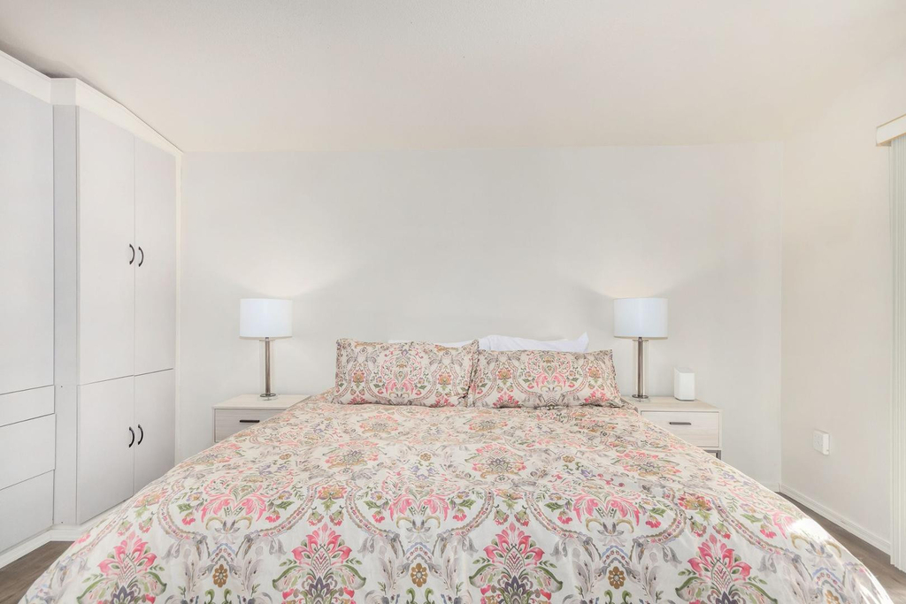 220 N 22nd Place - Photo 17