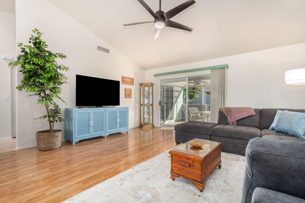 220 N 22nd Place - Photo 33