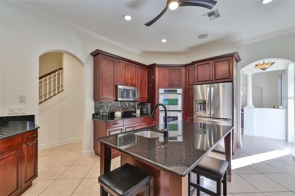 602 Saxony Boulevard - Photo 10