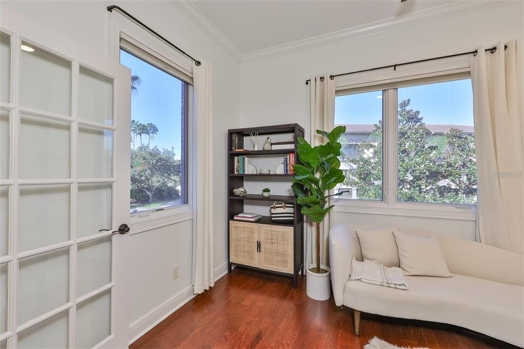 602 Saxony Boulevard - Photo 27