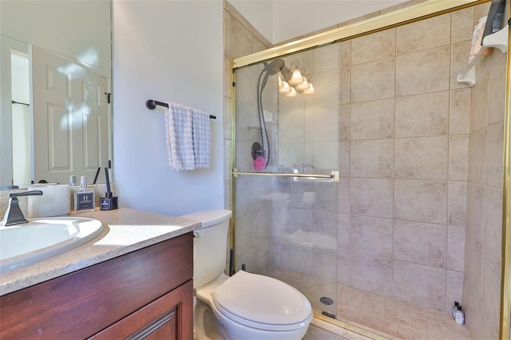 602 Saxony Boulevard - Photo 34