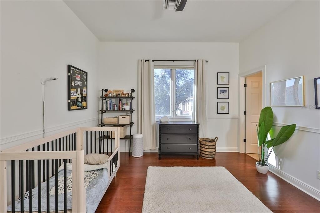 602 Saxony Boulevard - Photo 33