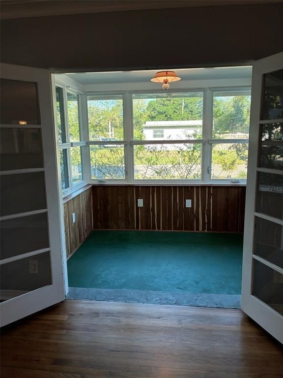 1155 53rd Avenue N - Photo 8
