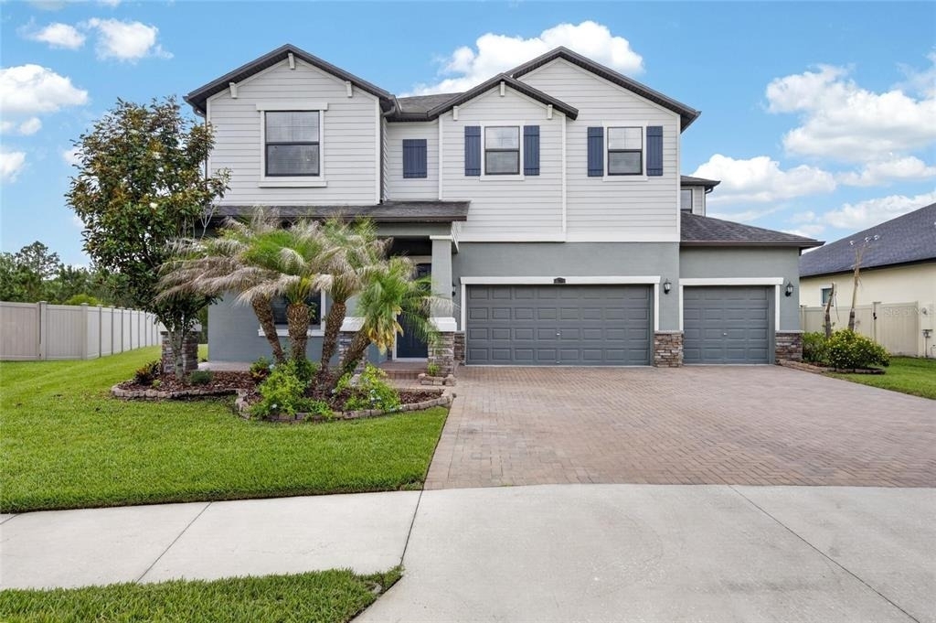 2905 Hilliard Drive - Photo 2