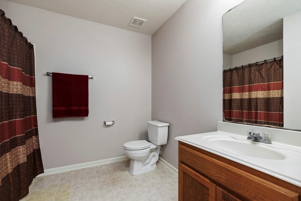 20738 Fair Castle Drive - Photo 24