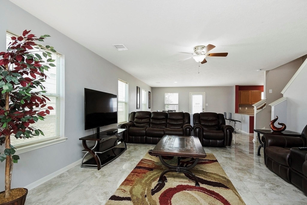 20738 Fair Castle Drive - Photo 5