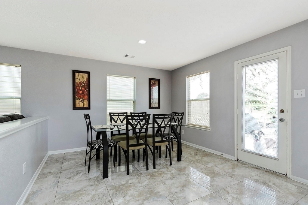 20738 Fair Castle Drive - Photo 9