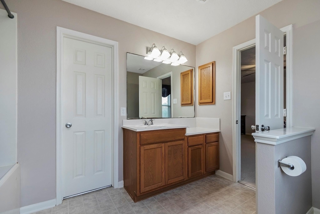 20738 Fair Castle Drive - Photo 37